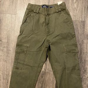 Hollister Ultra High-Rise Cargos